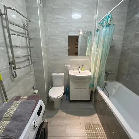 Daire Cosy 1-bedroom In Odessa