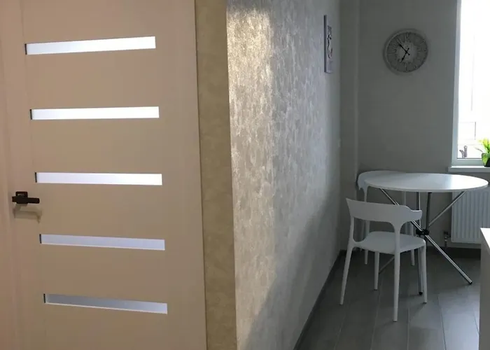 Cosy 1-bedroom In Appartement *